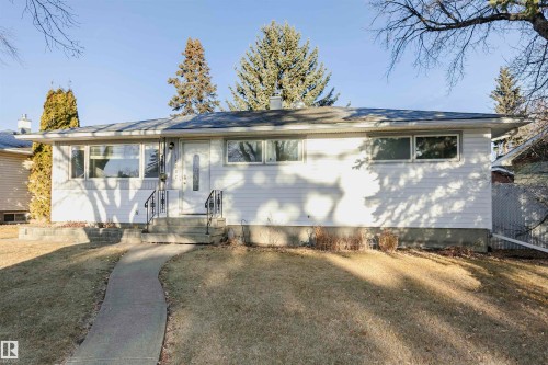 15702 92A Avenue, Edmonton, AB - Outdoor