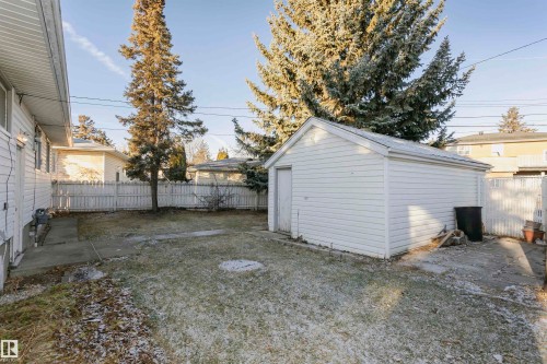15702 92A Avenue, Edmonton, AB - Outdoor