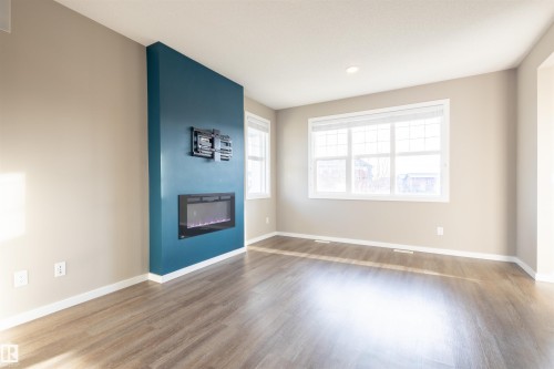 1150 Rosenthal Boulevard, Edmonton, AB - Indoor With Fireplace
