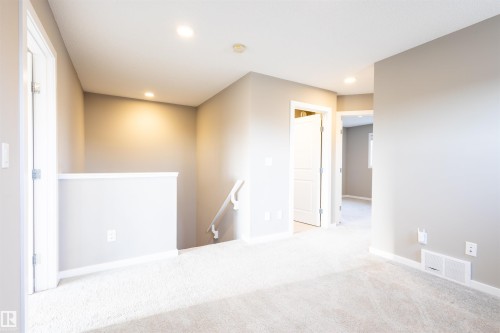 1150 Rosenthal Boulevard, Edmonton, AB - Indoor Photo Showing Other Room