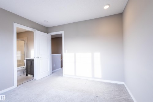 1150 Rosenthal Boulevard, Edmonton, AB - Indoor Photo Showing Other Room