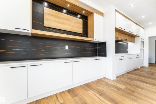 1780 Westerra Loop, Stony Plain, AB - Indoor Photo Showing Kitchen