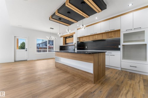 1780 Westerra Loop, Stony Plain, AB - Indoor Photo Showing Kitchen