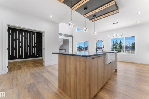 1780 Westerra Loop, Stony Plain, AB - Indoor Photo Showing Kitchen With Upgraded Kitchen