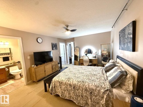 7 13215 153 Avenue, Edmonton, AB - Indoor Photo Showing Bedroom