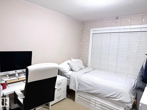 7 13215 153 Avenue, Edmonton, AB - Indoor Photo Showing Bedroom