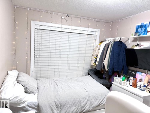 7 13215 153 Avenue, Edmonton, AB - Indoor Photo Showing Bedroom