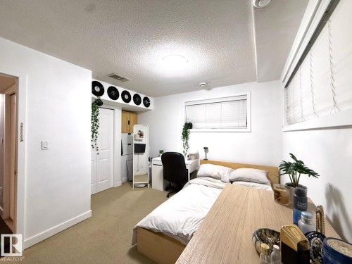 7 13215 153 Avenue, Edmonton, AB - Indoor Photo Showing Bedroom