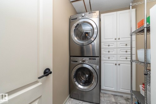 205 10130 114 Street, Edmonton, AB - Indoor Photo Showing Laundry Room