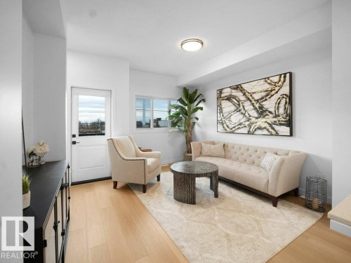 67 18120 28 Avenue, Edmonton, AB - Indoor Photo Showing Living Room