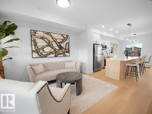 67 18120 28 Avenue, Edmonton, AB - Indoor Photo Showing Other Room