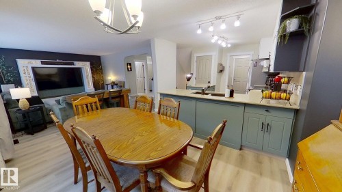 4118 29 Street, Edmonton, AB - Indoor Photo Showing Dining Room