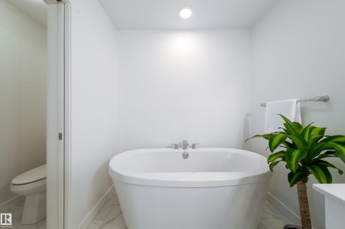 6204 67 Street, Beaumont, AB - Indoor Photo Showing Bathroom