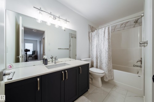 6204 67 Street, Beaumont, AB - Indoor Photo Showing Bathroom