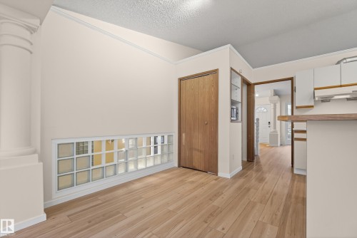 11151 26 Avenue, Edmonton, AB - Indoor