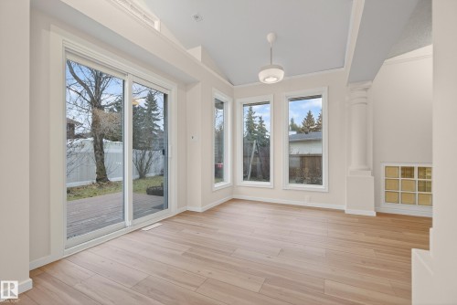 11151 26 Avenue, Edmonton, AB - Indoor Photo Showing Other Room
