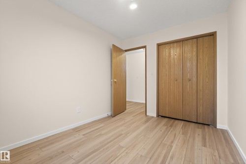 11151 26 Avenue, Edmonton, AB - Indoor Photo Showing Other Room