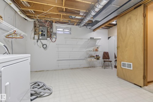 11151 26 Avenue, Edmonton, AB - Indoor