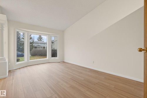 11151 26 Avenue, Edmonton, AB - Indoor Photo Showing Other Room