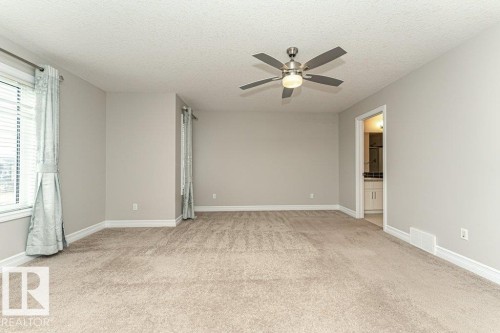 3198 Winspear Crescent Sw, Edmonton, AB - Indoor Photo Showing Other Room