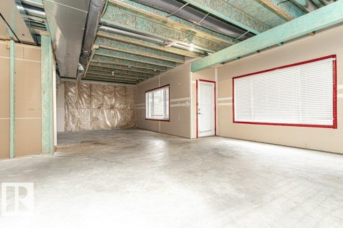 View of below grade area - 3198 Winspear Crescent Sw, Edmonton, AB - Indoor