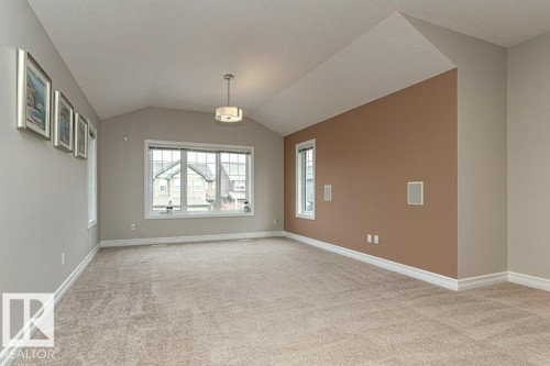 3198 Winspear Crescent Sw, Edmonton, AB - Indoor Photo Showing Other Room