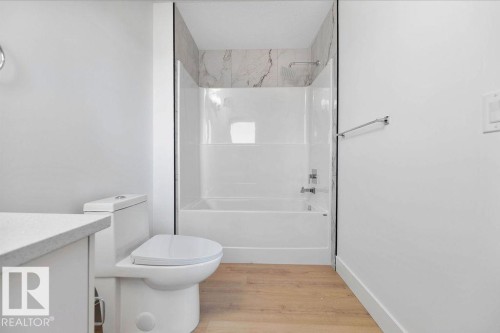 235 Linden Loop, Leduc, AB - Indoor Photo Showing Bathroom