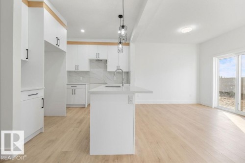 235 Linden Loop, Leduc, AB - Indoor Photo Showing Kitchen