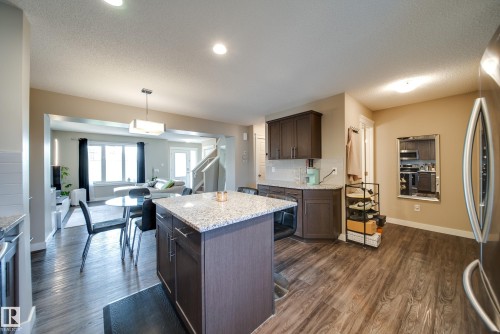 16728 15 Avenue, Edmonton, AB - Indoor Photo Showing Kitchen