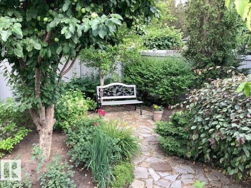 1371 Carter Crest Road, Edmonton, AB - Outdoor