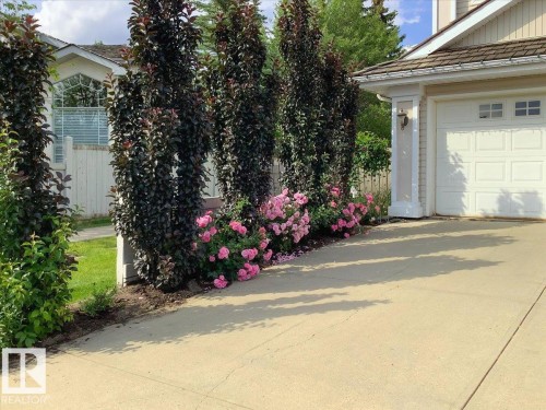 1371 Carter Crest Road, Edmonton, AB - Outdoor