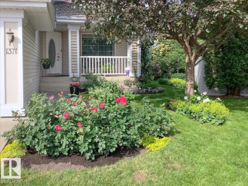 1371 Carter Crest Road, Edmonton, AB - Outdoor