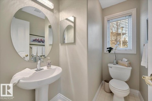 1371 Carter Crest Road, Edmonton, AB - Indoor Photo Showing Bathroom