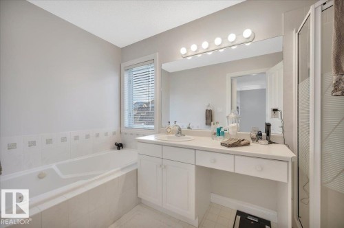 1371 Carter Crest Road, Edmonton, AB - Indoor Photo Showing Bathroom