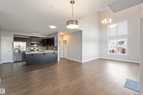 410 560 Griesbach Parade Parade, Edmonton, AB - Indoor