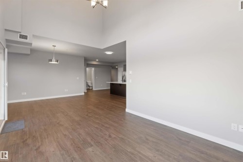 410 560 Griesbach Parade Parade, Edmonton, AB - Indoor Photo Showing Other Room