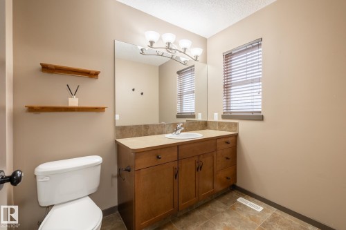 123 63 Street, Edmonton, AB - Indoor Photo Showing Bathroom