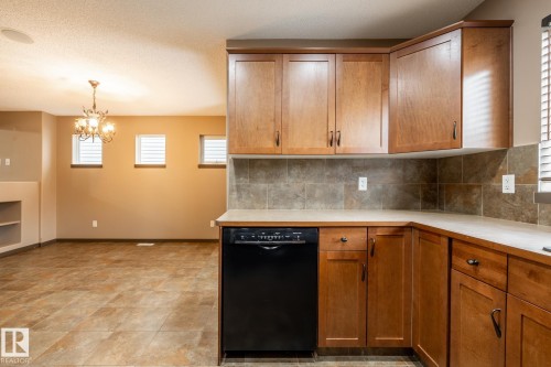 123 63 Street, Edmonton, AB - Indoor Photo Showing Kitchen
