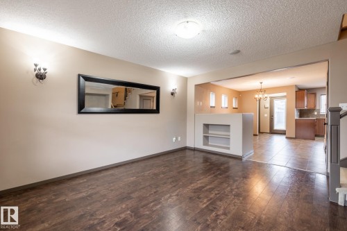 123 63 Street, Edmonton, AB - Indoor