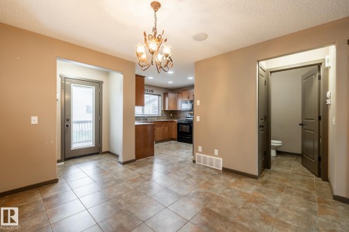 123 63 Street, Edmonton, AB - Indoor