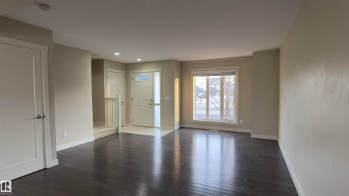 424 Chappelle Drive, Edmonton, AB - Indoor Photo Showing Other Room