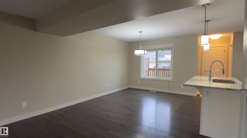 424 Chappelle Drive, Edmonton, AB - Indoor