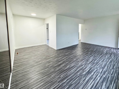 16415 106 Avenue, Edmonton, AB - Indoor Photo Showing Other Room