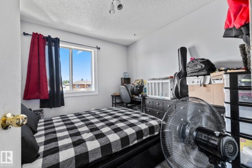 329 River Point, Edmonton, AB - Indoor