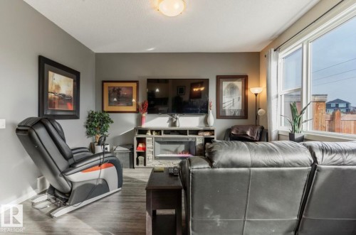 12737 205 Street, Edmonton, AB - Indoor Photo Showing Living Room