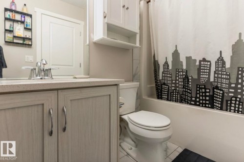 12737 205 Street, Edmonton, AB - Indoor Photo Showing Bathroom