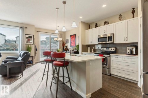 12737 205 Street, Edmonton, AB - Indoor Photo Showing Kitchen With Upgraded Kitchen