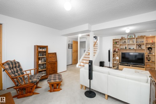 1303 35 Street, Edmonton, AB - Indoor Photo Showing Living Room