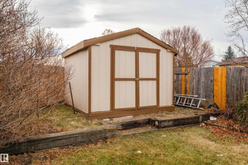 1303 35 Street, Edmonton, AB - Outdoor