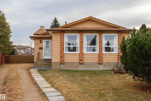 1303 35 Street, Edmonton, AB - Outdoor
